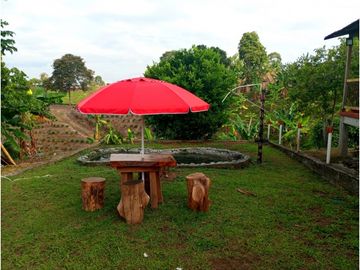 VENTA FINCA VIA ARMENIA MONTENEGRO QUINDIO, COL. CEL. 320 774----