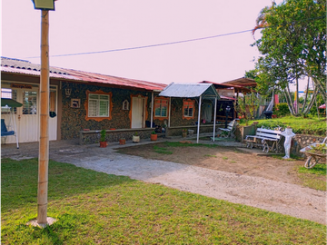 VENTA FINCA VIA ARMENIA MONTENEGRO QUINDIO, COL. CEL. 320 774----