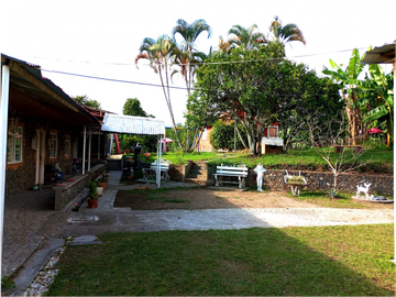 VENTA FINCA VIA ARMENIA MONTENEGRO QUINDIO, COL. CEL. 320 774----