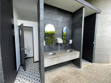 LOCAL COMERCIAL EN VENTA  CALARCA QUINDIO