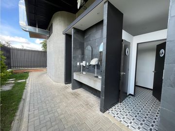 LOCAL COMERCIAL EN VENTA  CALARCA QUINDIO
