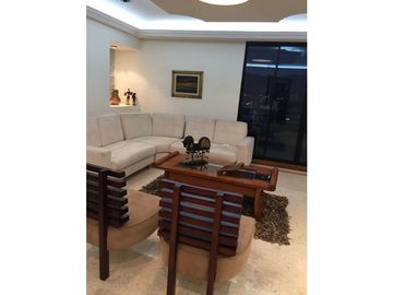 Venta Apartamento  en Conjunto Exclusivo de Pinares Pereira