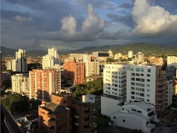 Venta Apartamento  en Conjunto Exclusivo de Pinares Pereira