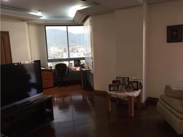 Venta Apartamento  en Conjunto Exclusivo de Pinares Pereira