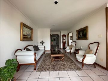 Se Vende Apartamento en el Sector de Pinares Pereira