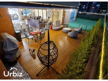 Apartamento en Venta de 204m y150m de Terraza cerca a Colina Campestre