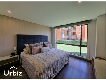 Apartamento en Venta de 204m y150m de Terraza cerca a Colina Campestre