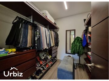 Apartamento en Venta de 204m y150m de Terraza cerca a Colina Campestre