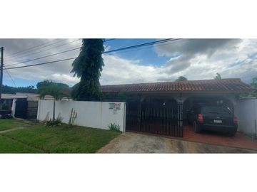 SE VENDE CASA EN AGUADULCE CON TODO LO QUE ESTA DENTRO
