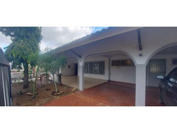 SE VENDE CASA EN AGUADULCE CON TODO LO QUE ESTA DENTRO
