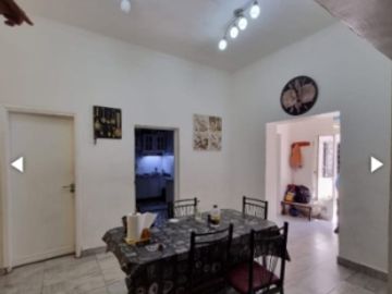 Casa PH en venta en Moron Centro