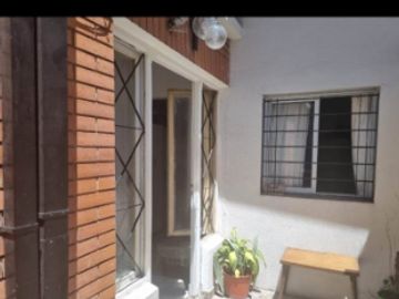 Casa PH en venta en Moron Centro