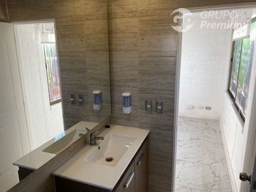 Casa en Venta en Bernardo O