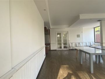 Departamento en Venta en Metro Pza. Egaña; Av. Ossa; Diag. Oriente