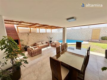 Casa en Venta en Condominio Mares del Sur - INTERIOR
