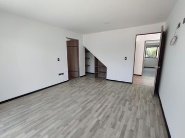 CASA EN LOMAS DE ANGELOPOLIS