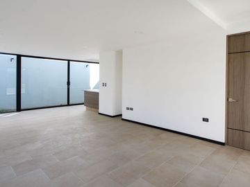 CASA EN LOMAS DE ANGELOPOLIS