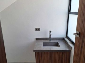 Lujosa Residencia  cerca  del Parque Loro