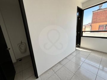 Edificio en venta en Magisterial Vista Bella