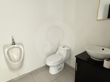 Edificio en venta en Magisterial Vista Bella