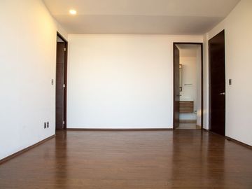 VENTA LUJOSO PH NARVARTE