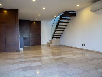 VENTA LUJOSO PH NARVARTE