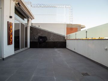 VENTA LUJOSO PH NARVARTE