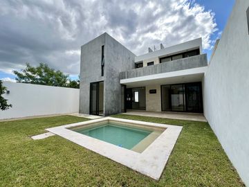 CASA RESIDENCIAL EN VENTA, PRIVADA GAVIONES. ENTREGA INMEDIATA