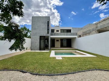 CASA RESIDENCIAL EN VENTA, PRIVADA GAVIONES. ENTREGA INMEDIATA