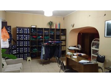 Venta casa gran terreno comercial pleno centro de Los Andes
