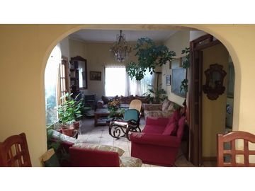 Venta casa gran terreno comercial pleno centro de Los Andes