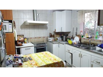 Venta casa gran terreno comercial pleno centro de Los Andes
