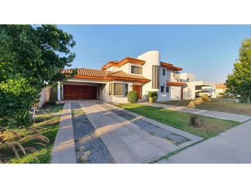 Venta casa aislada 4D 3B condominio Rinconada de Los Andes