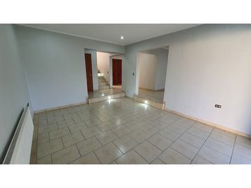 Venta casa aislada 4D 3B condominio Rinconada de Los Andes