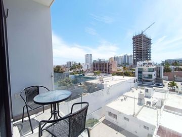 DEPARTAMENTO EN VENTA EN MAZATLAN, MUY CERCA DEL MALECON