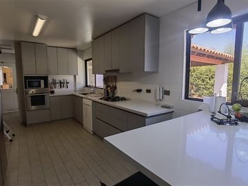 Casa en Venta en Condominio Polo II