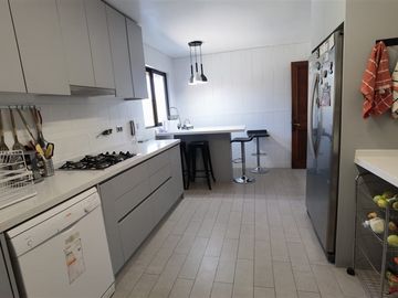 Casa en Venta en Condominio Polo II