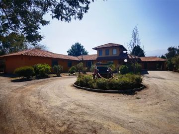 Casa en Venta en Condominio Polo II