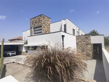 Casa en Venta en Condominio Los Bosques