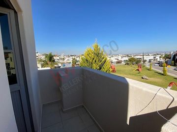 CASA EN VENTA - MIRAVALLE Paseo Mirador