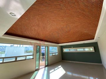 CASA EN VENTA - MIRAVALLE Paseo Mirador