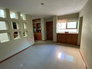 CASA EN VENTA - MIRAVALLE Paseo Mirador
