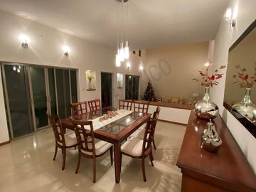 CASA EN VENTA - MIRAVALLE Paseo Mirador