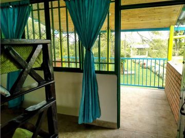 VENDO CASA CAMPESTRE EN QUIMBAYA
