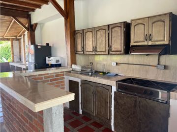 VENDO CHALET TURISTICO EN QUIMBAYA