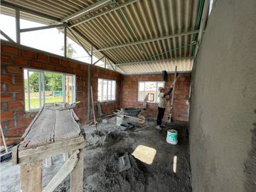 VENDO HERMOSA FINCA AGRO-TURSTICA EN FILANDIA