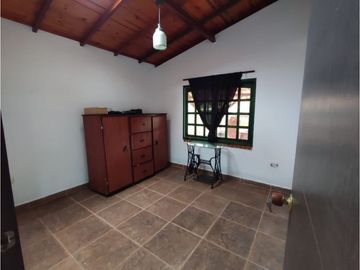 VENDO CASA CAMPESTRE EN QUIMBAYA