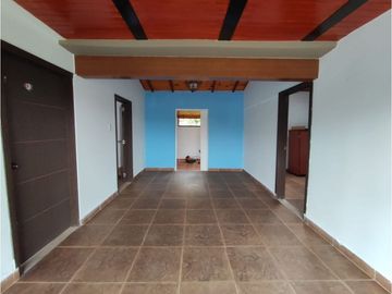 VENDO CASA CAMPESTRE EN QUIMBAYA