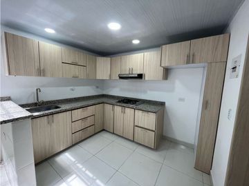 VENDO HERMOSA CASA EN QUIMBAYA