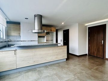 Departamento en Venta Av Orellana